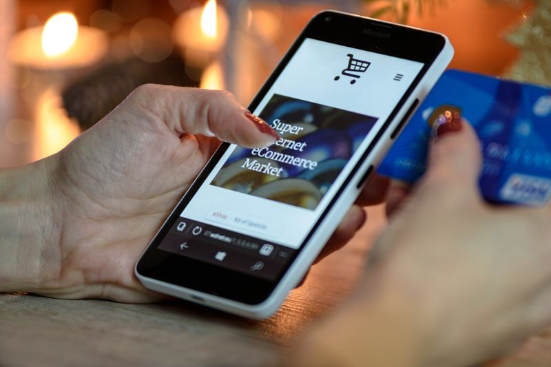 Direct-to-Consumer Retail Brand